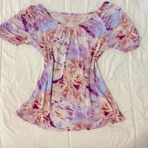 Jennifer Lopez shirt!